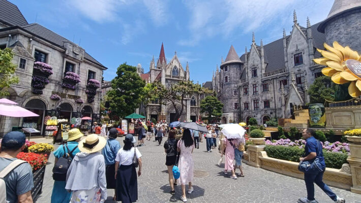 Du lịch Việt Nam