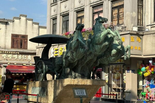 Phố Ngũ Mã