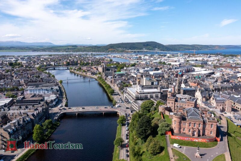 Inverness- Scotland-Anh