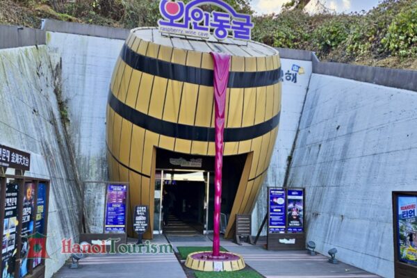 Đường hầm rượu vang Phúc Bồn Tử - Busan - Hàn Quốc